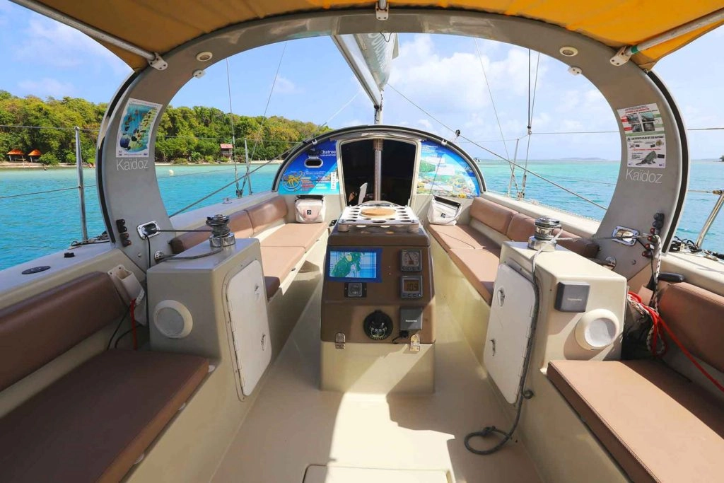 L'intérieur du voilier Dénébola